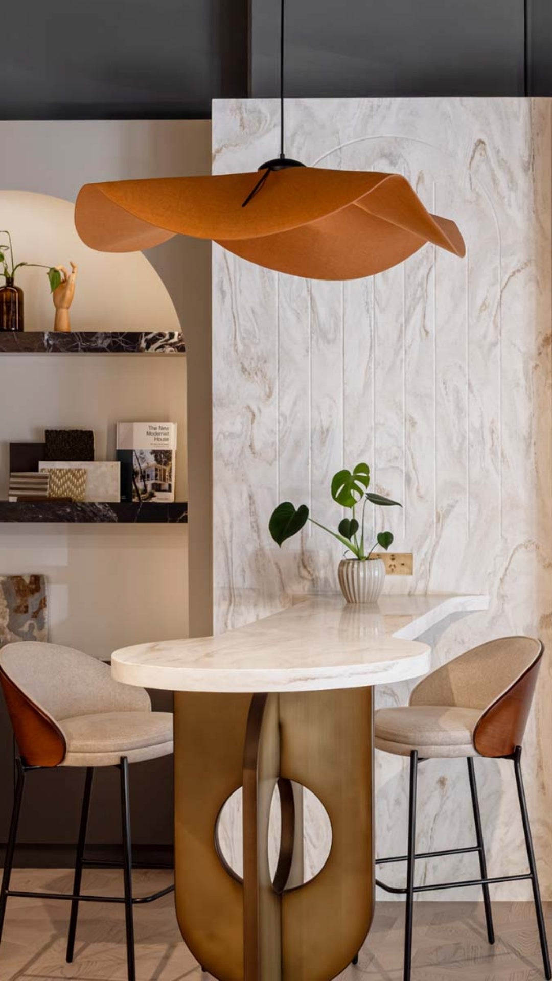 Acuteriala Pendant Light