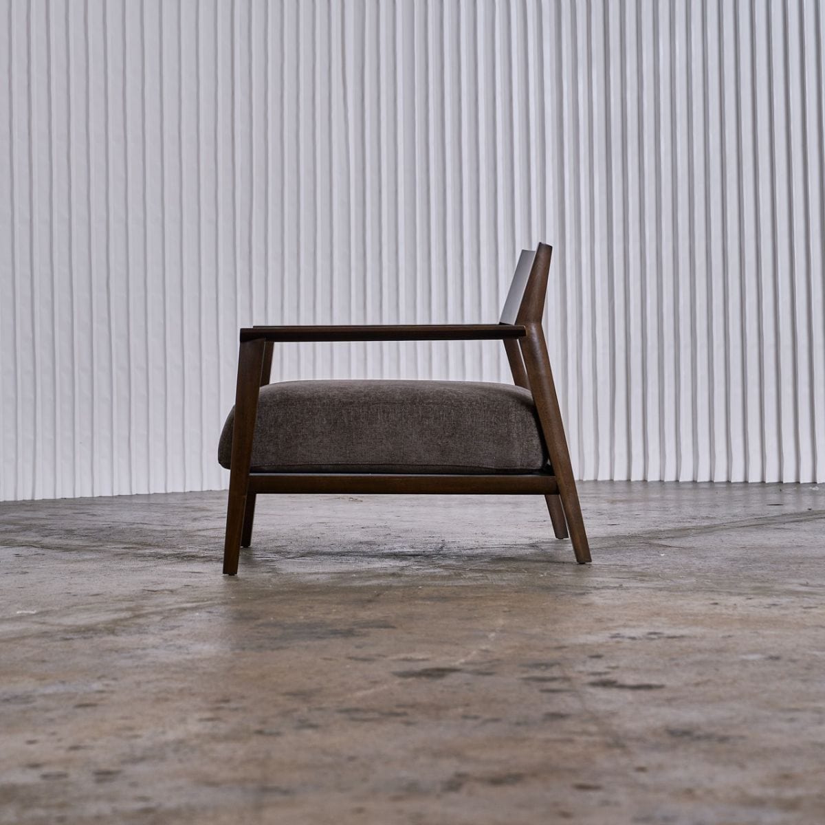 AVILA ARMCHAIR