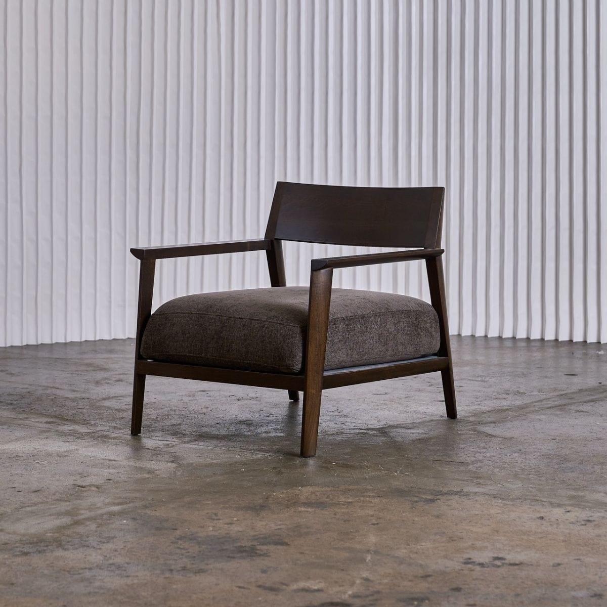 AVILA ARMCHAIR