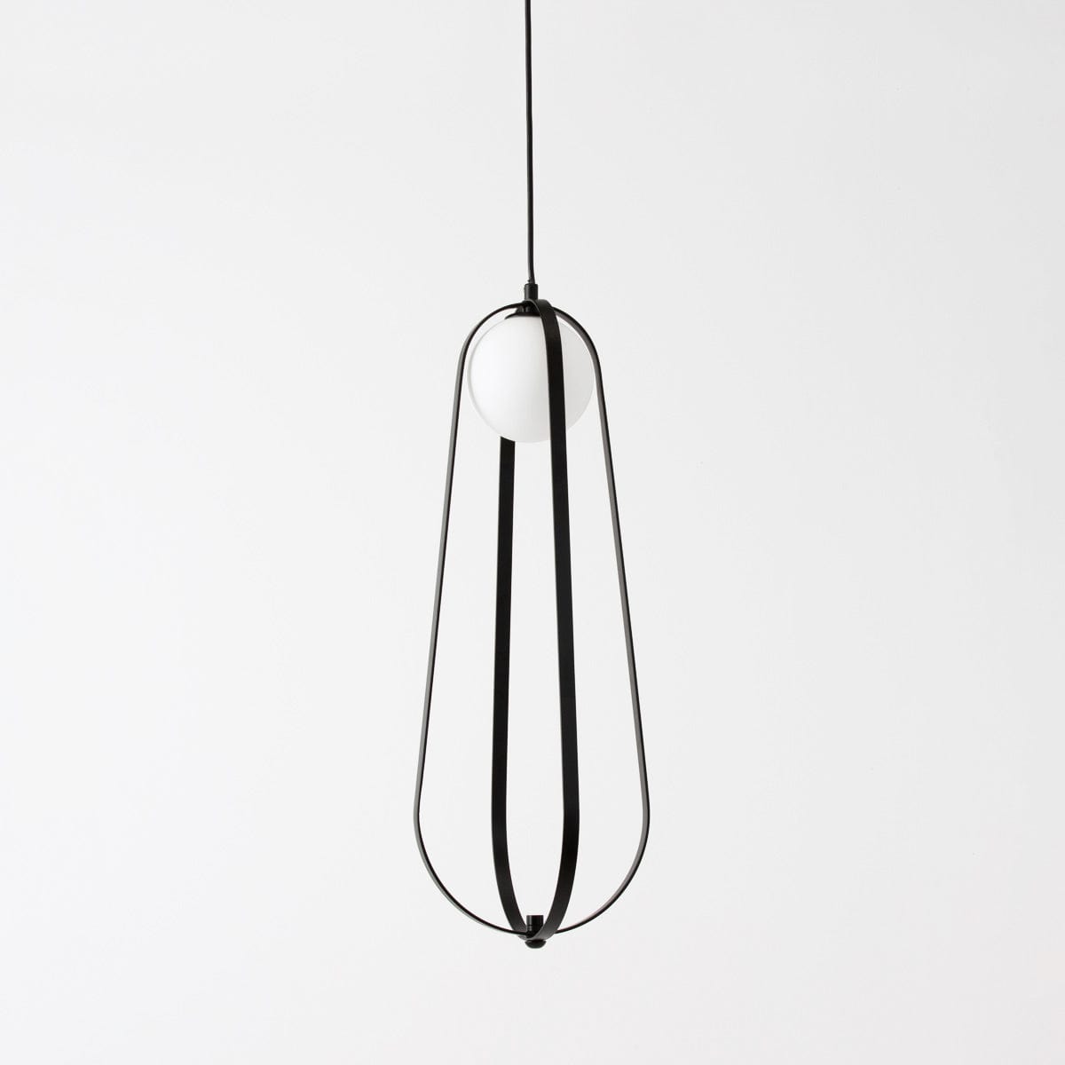BAILEY PENDANT LIGHT