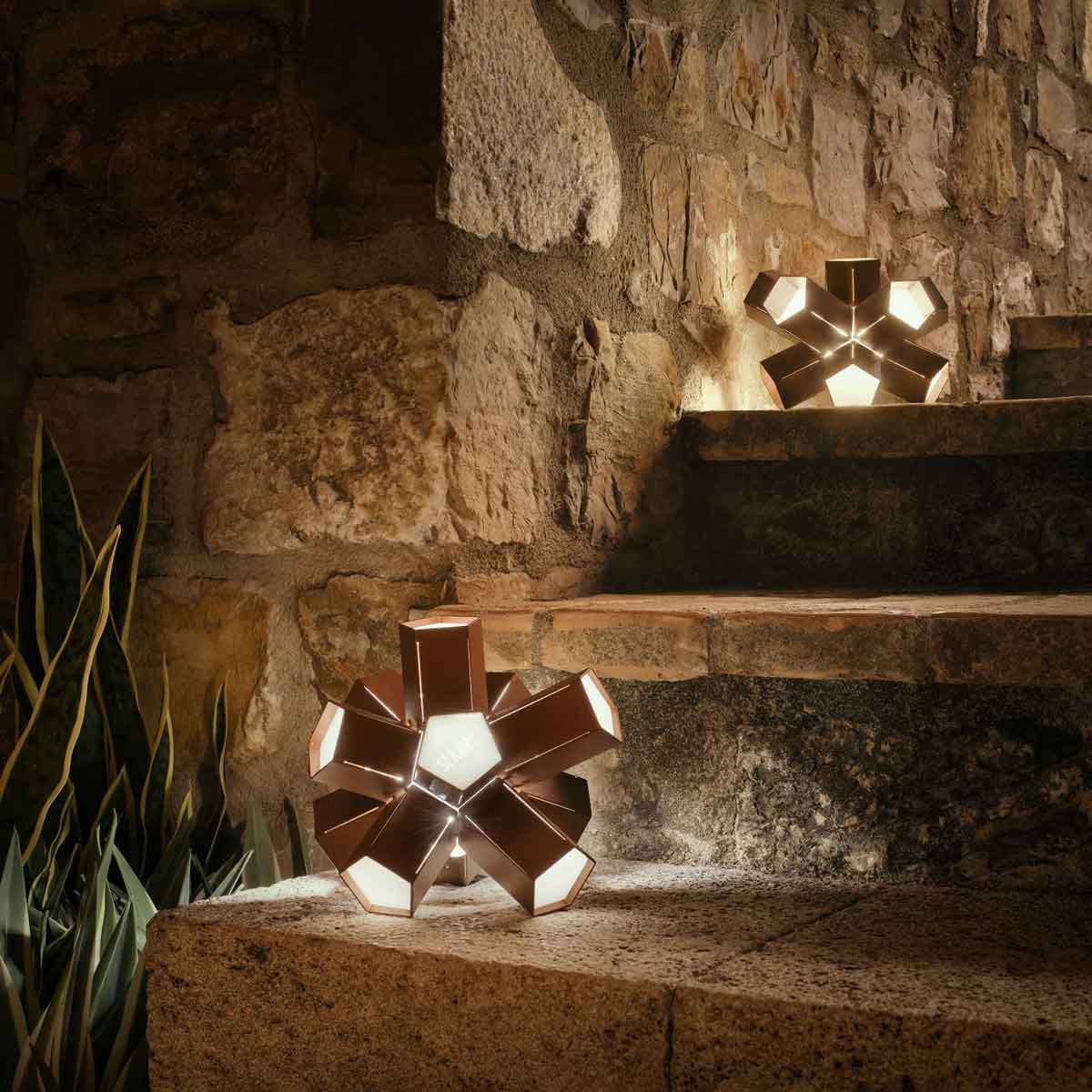 BANG STEP/WALL LIGHT