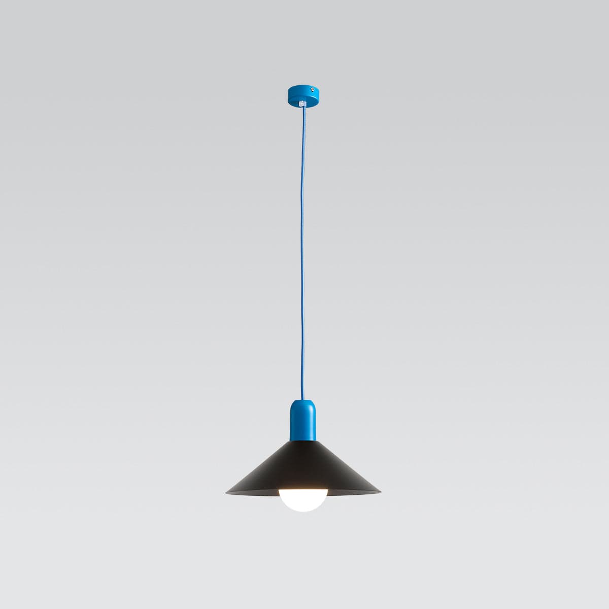 Cambio Shade H Black on Accord Blue