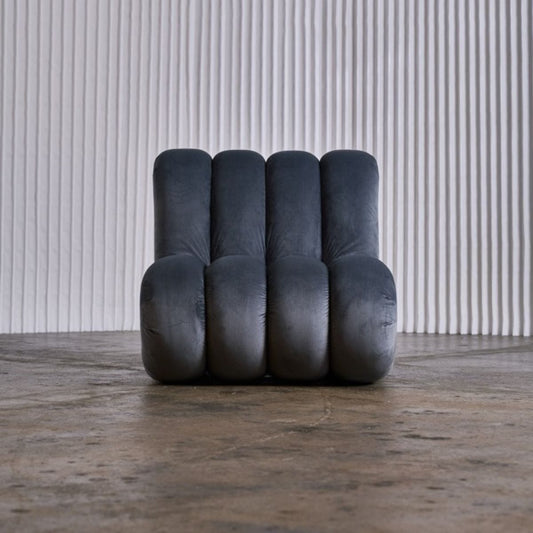 CARRARA LOUNGE CHAIR