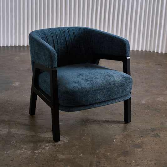 CORTES ARM CHAIR