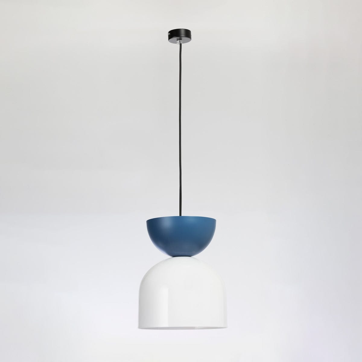 Cambio Shade C Blue and Shade E Opal on Accord Black - Light off