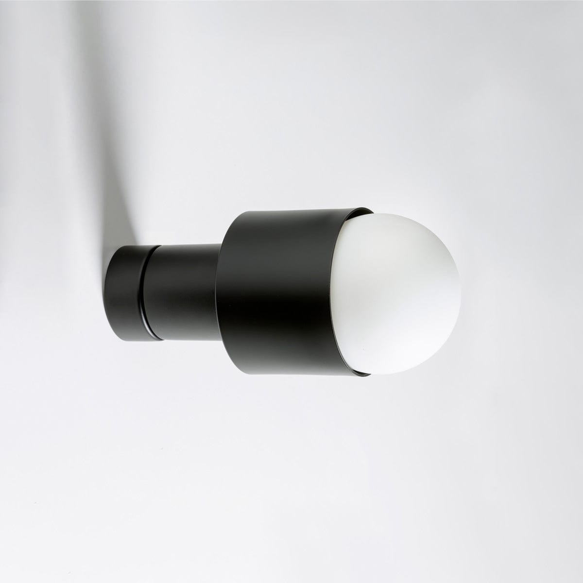 Cambio Shade A - Black on Cambio Wall - Black