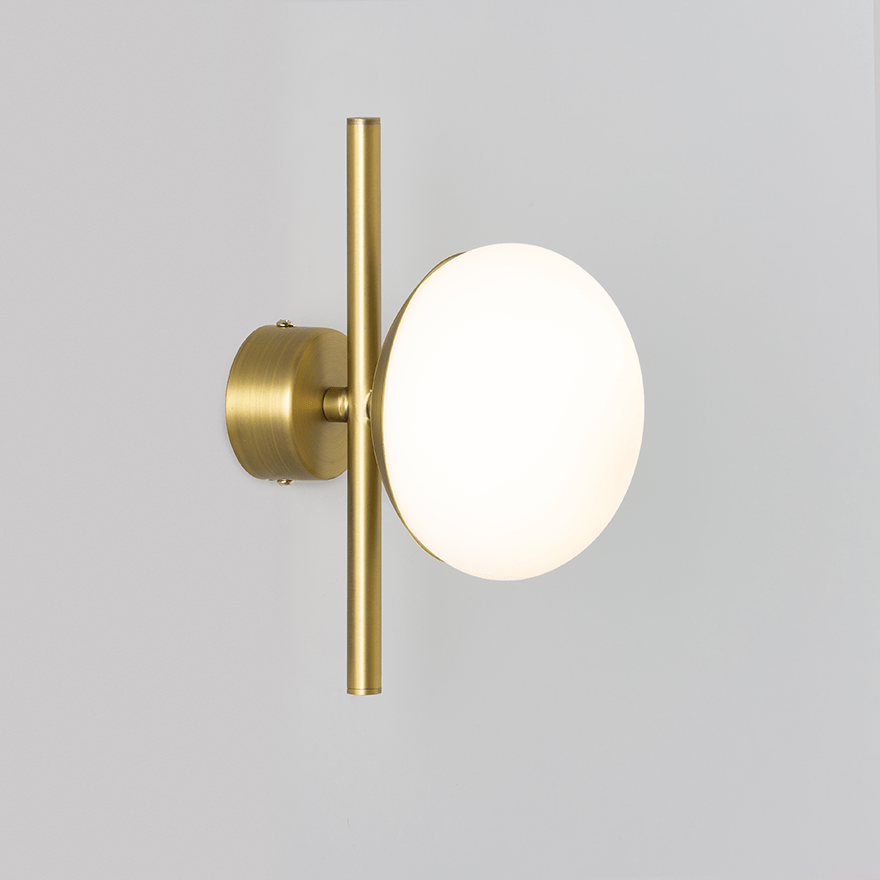 Caterpillar Wall A LED Indoor Wall Light With Yosh Glass Flat Brass Rim