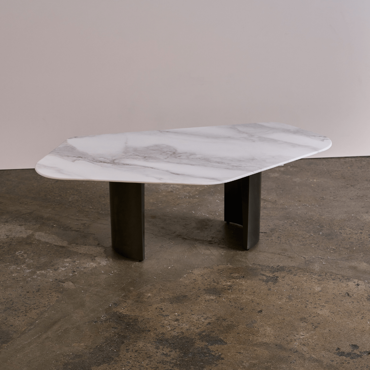 DURO COFFEE TABLE
