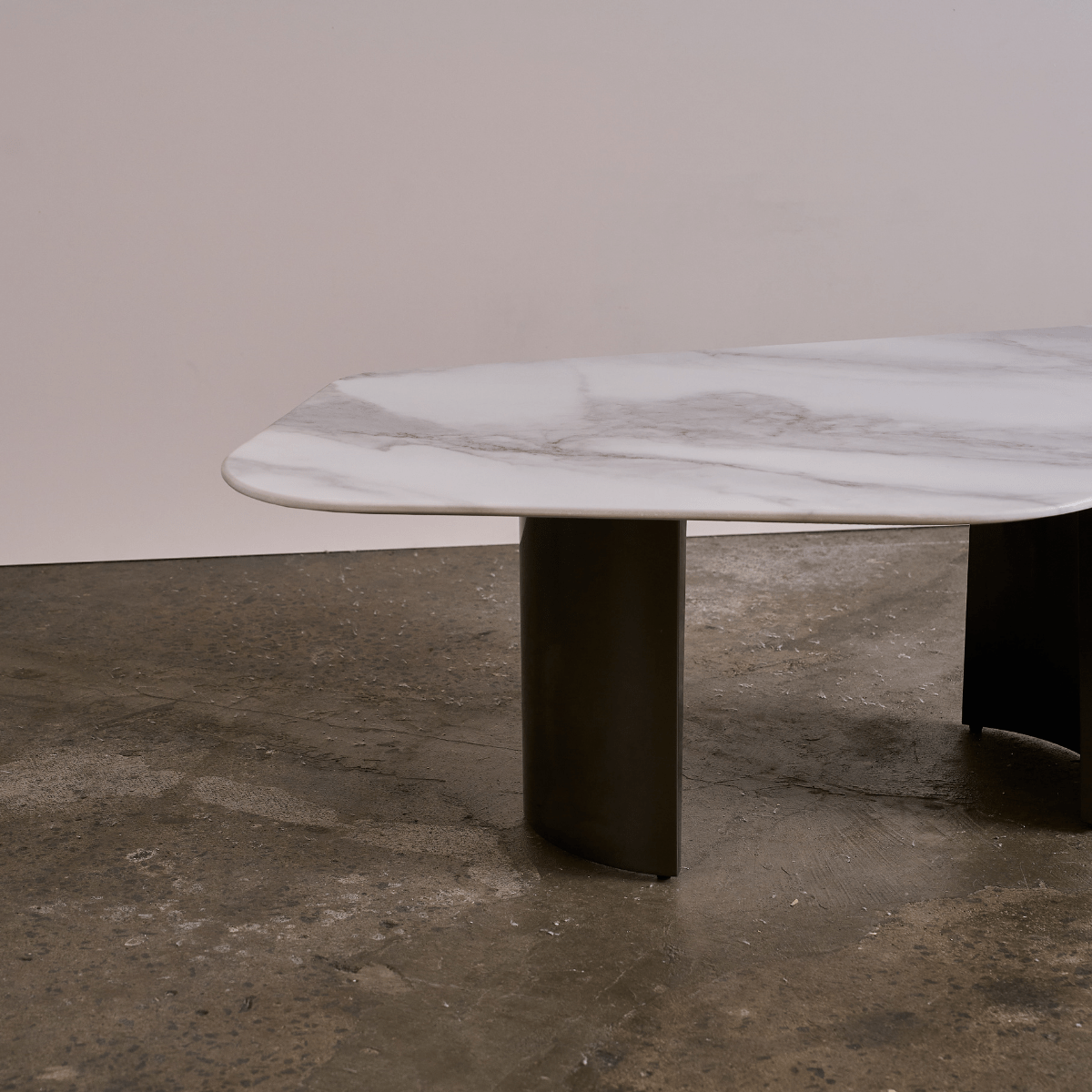 DURO COFFEE TABLE