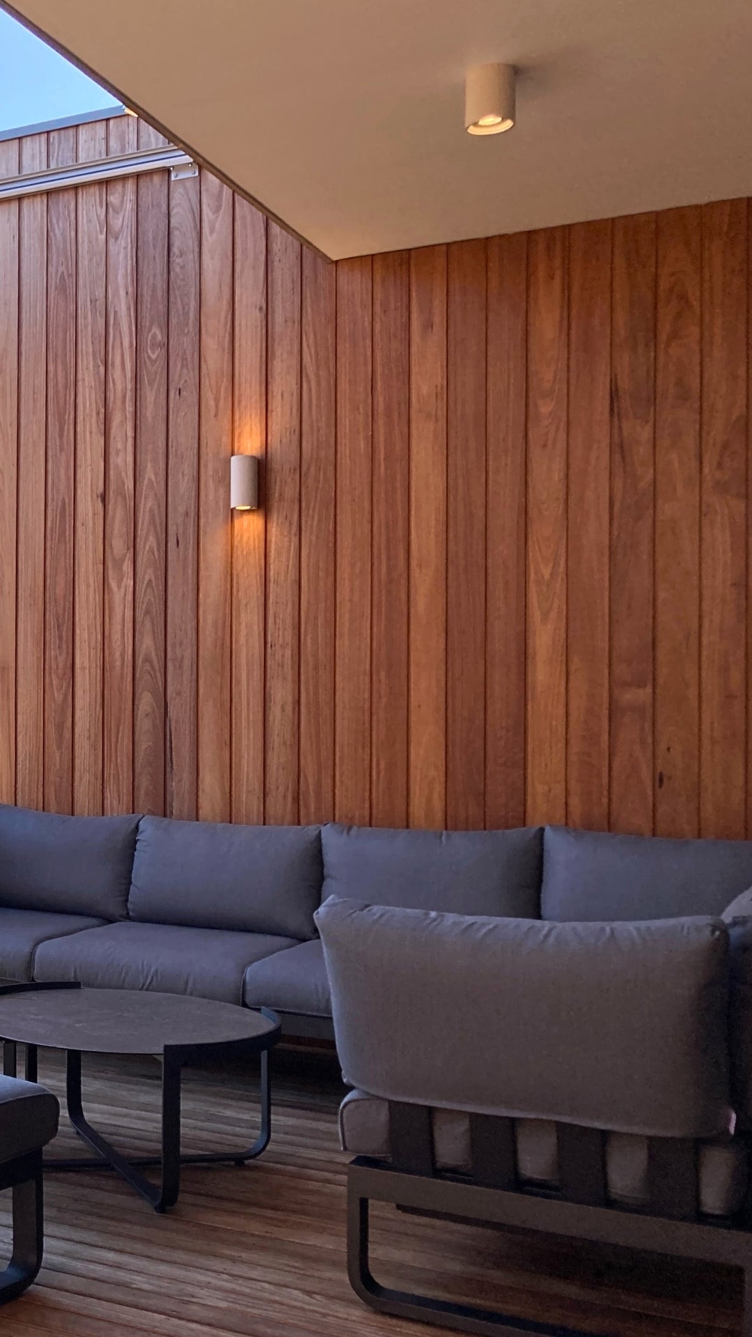 Hari IP65 Ceiling Light
