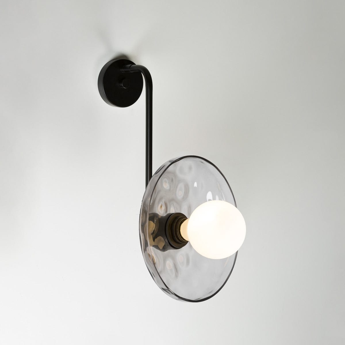 HUGO WALL LIGHT WITH MISSI GLASS