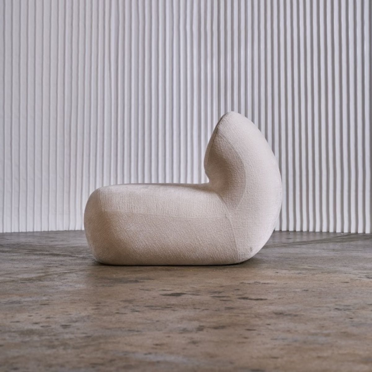 ILARIA LOUNGE CHAIR