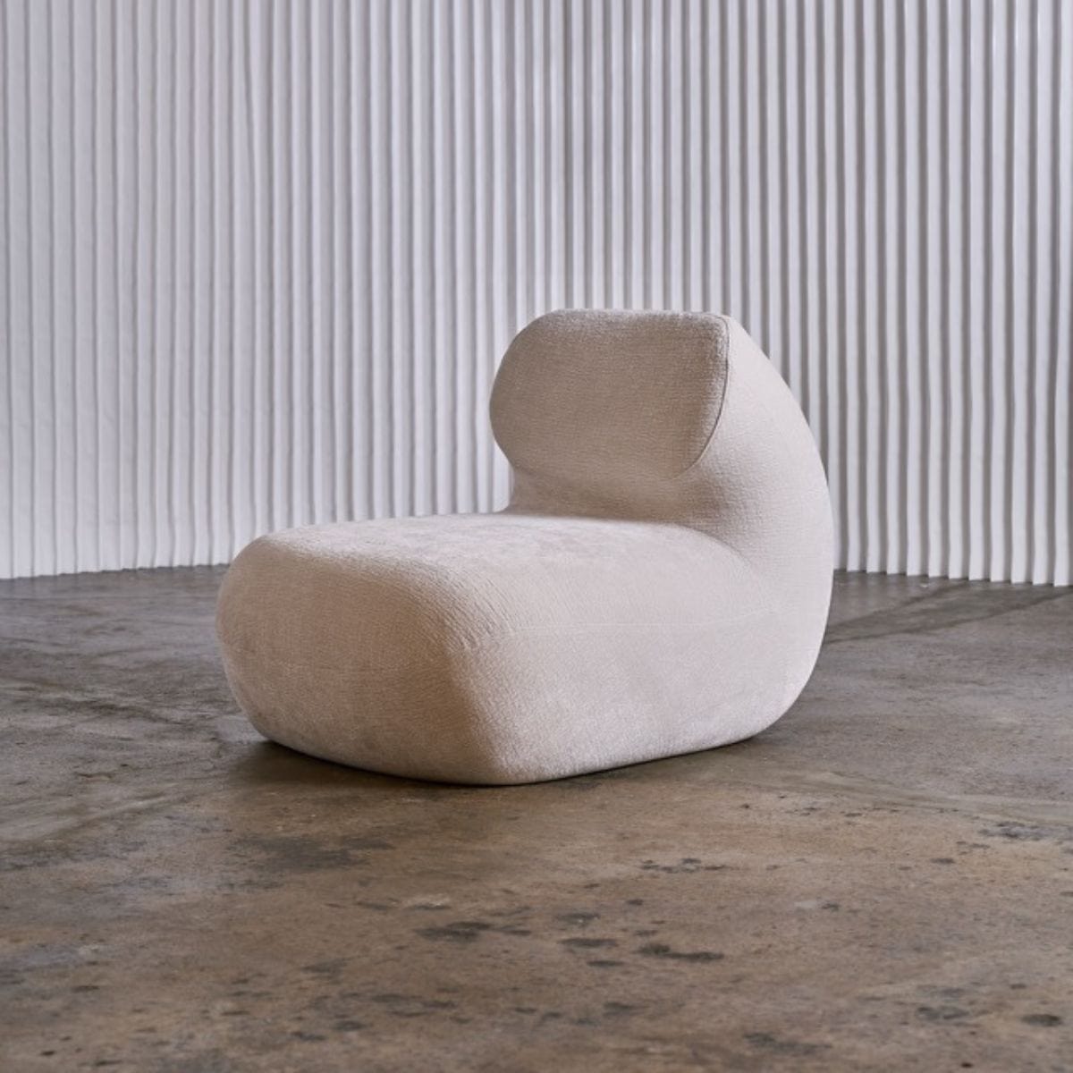 ILARIA LOUNGE CHAIR