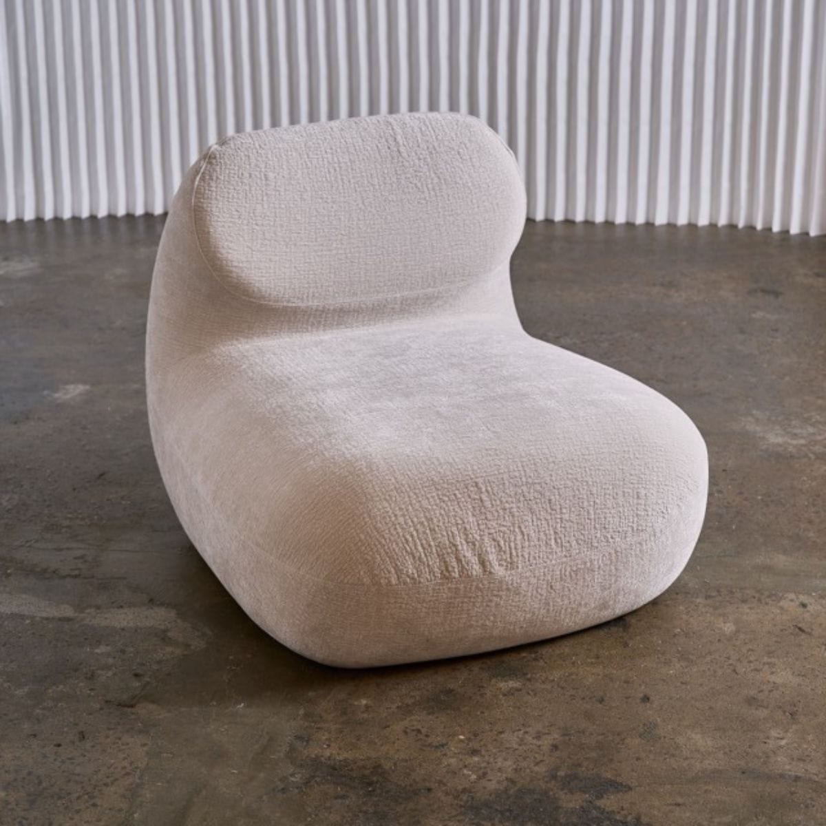 ILARIA LOUNGE CHAIR