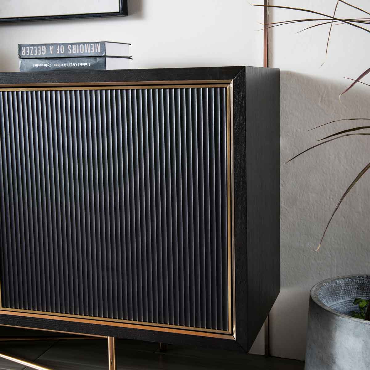 INCA SIDEBOARD