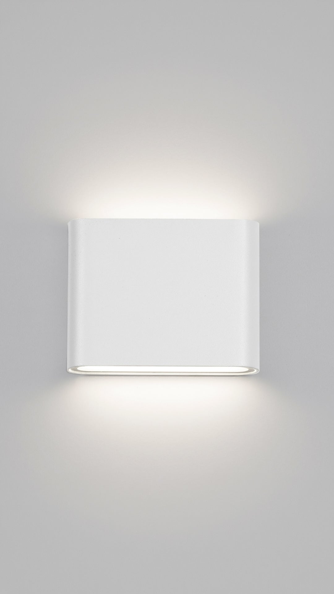 JBO IP65 3K/4K/5K Outdoor Wall Light
