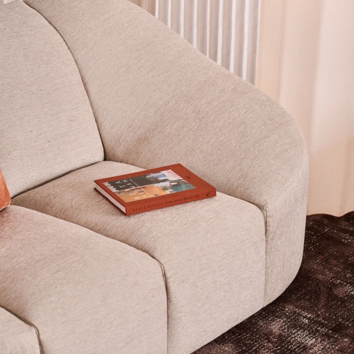 MARCON SOFA