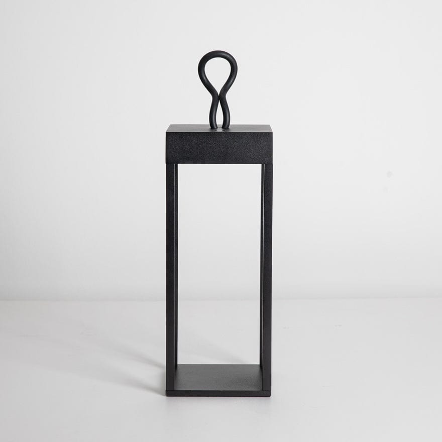 MARTIN OUTDOOR RECHARGEABLE TABLE LAMP