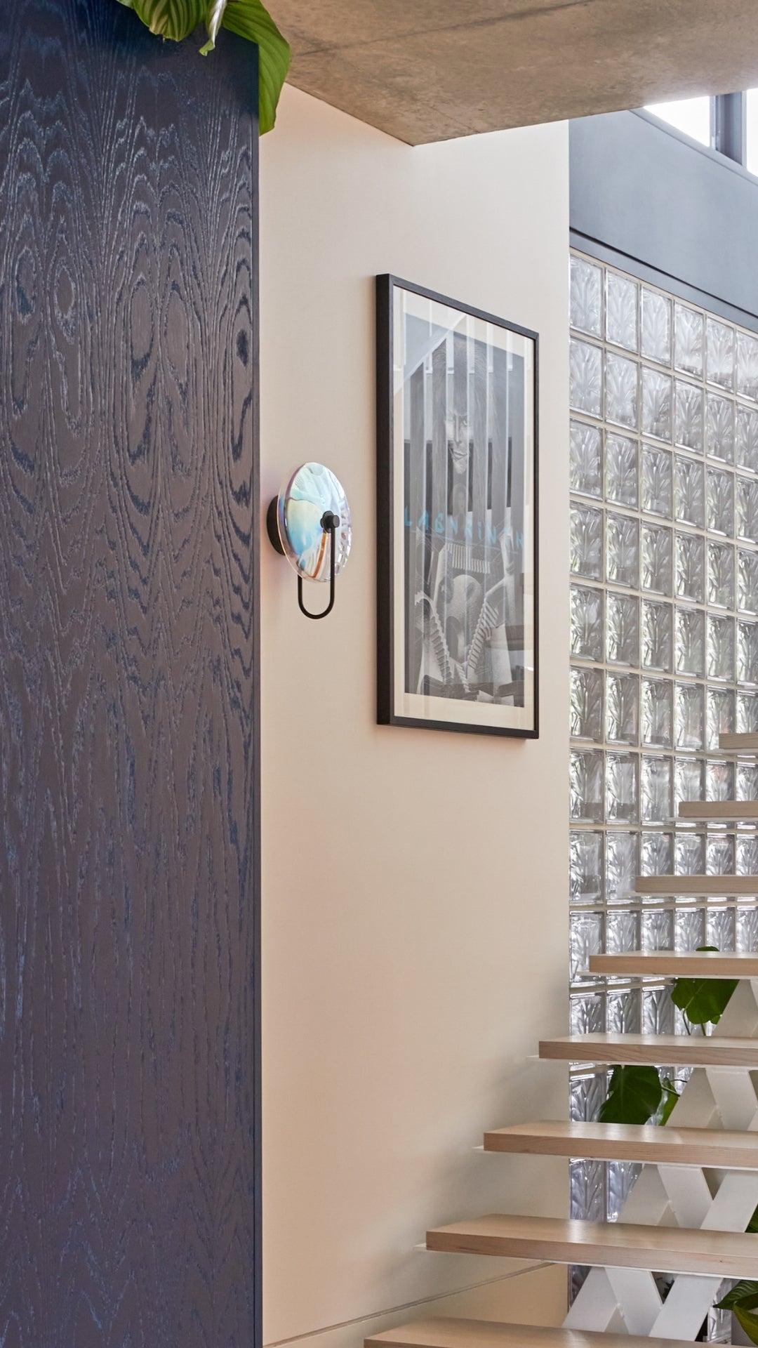 Missi Wall Light with Glass