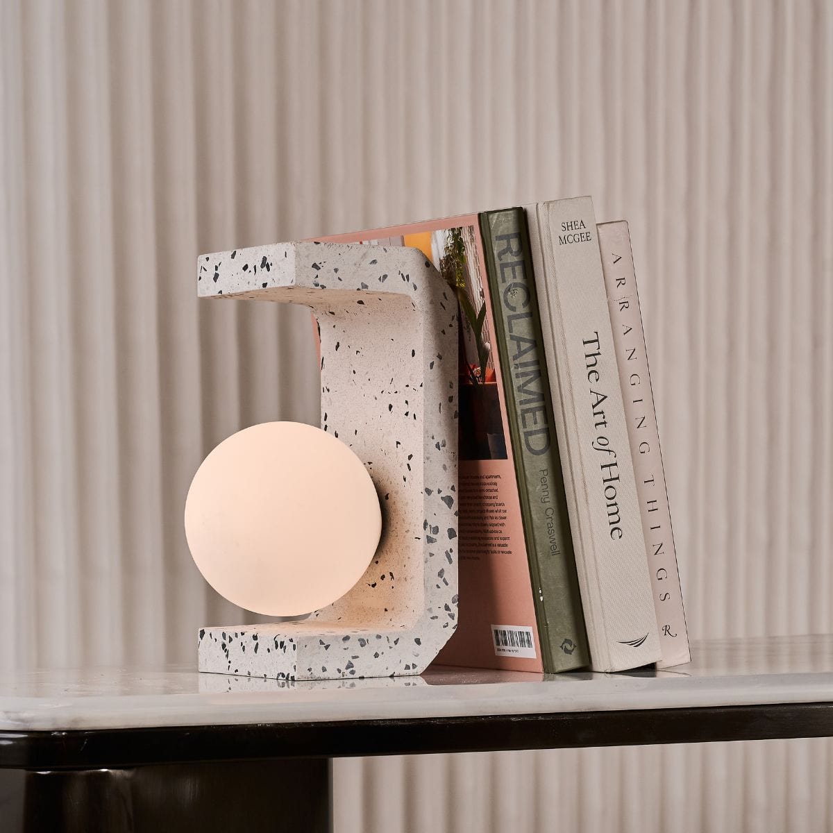 NOA LED TABLE LAMP