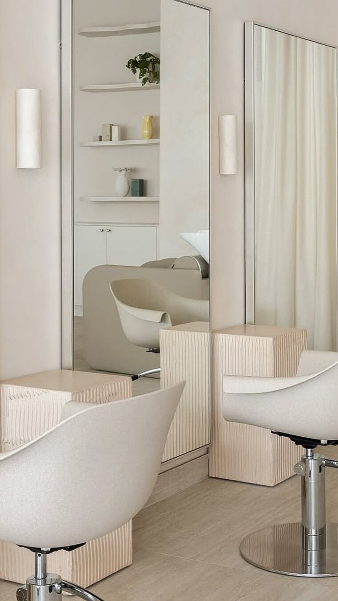 Nordz Large IP65 Outdoor Wall Light