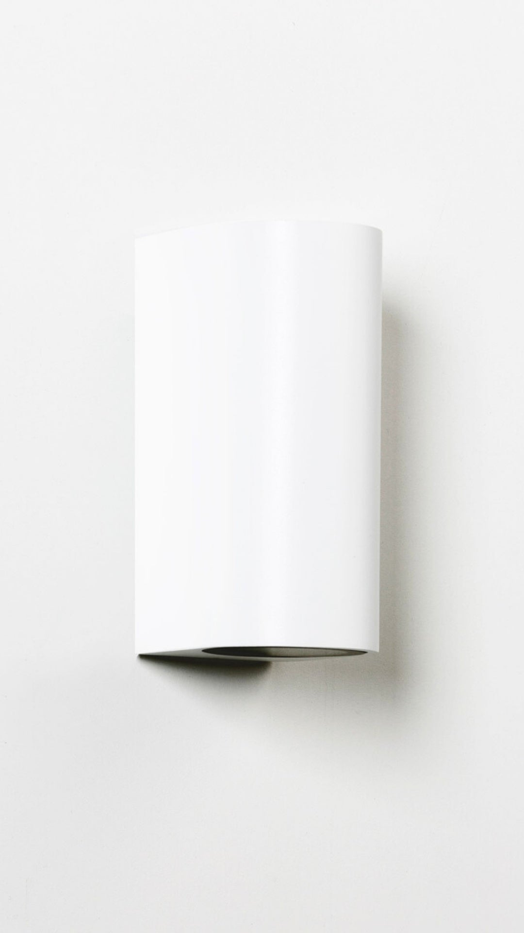 Nordz Large IP65 Outdoor Wall Light