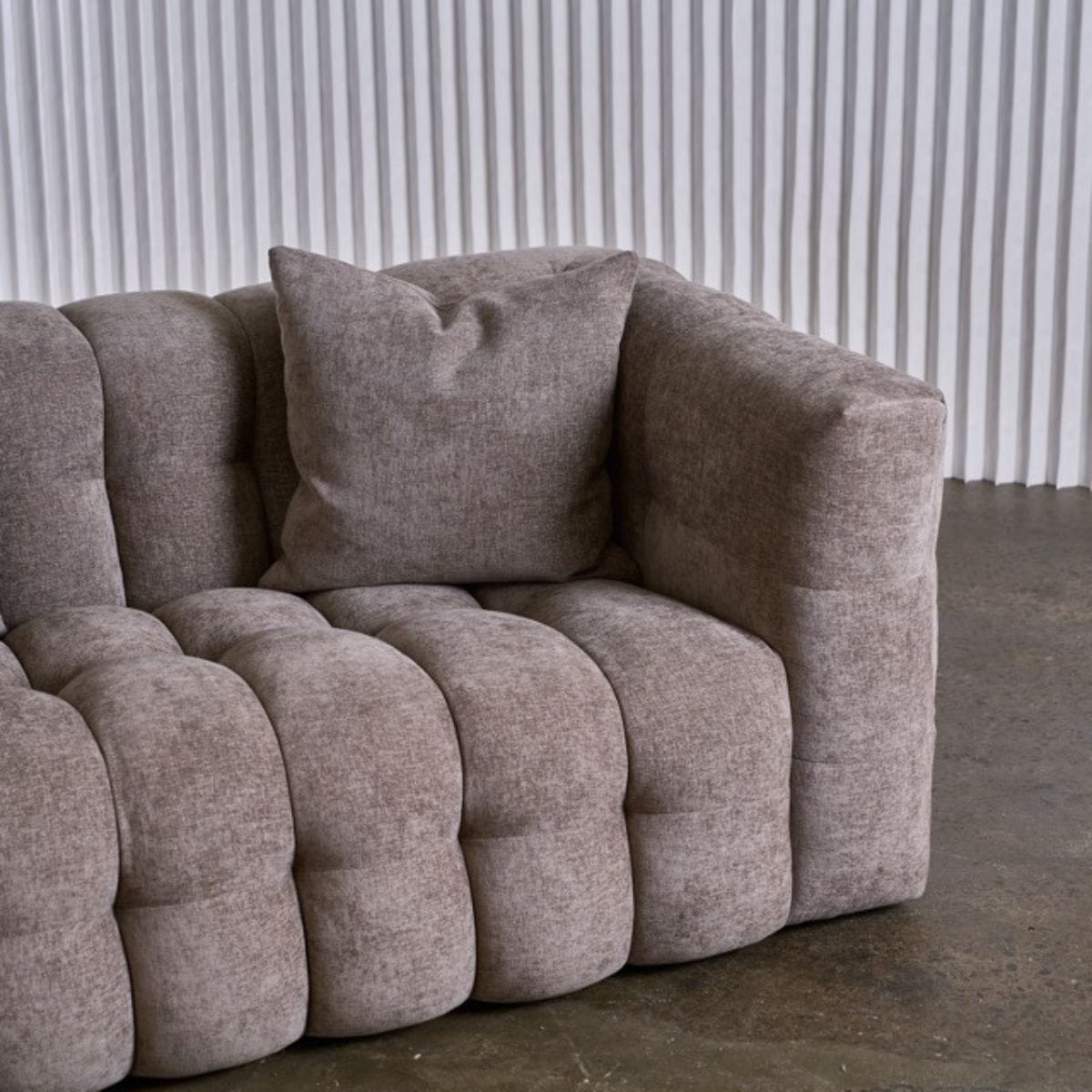 ROSAS 2 SEATER SOFA