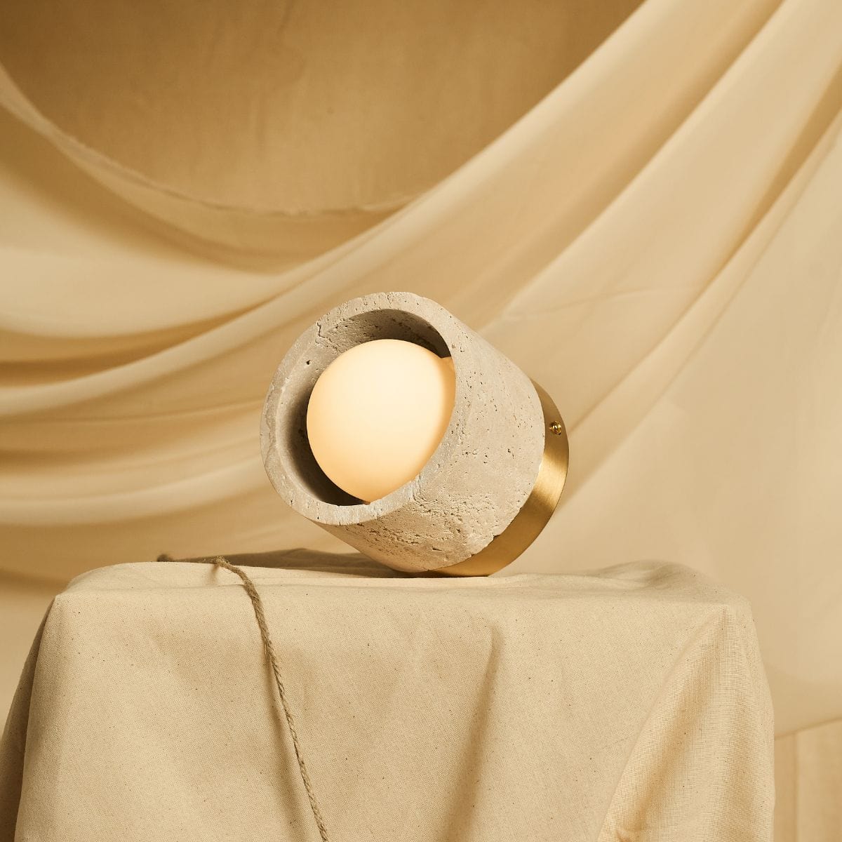WILMA CEILING/WALL LAMP